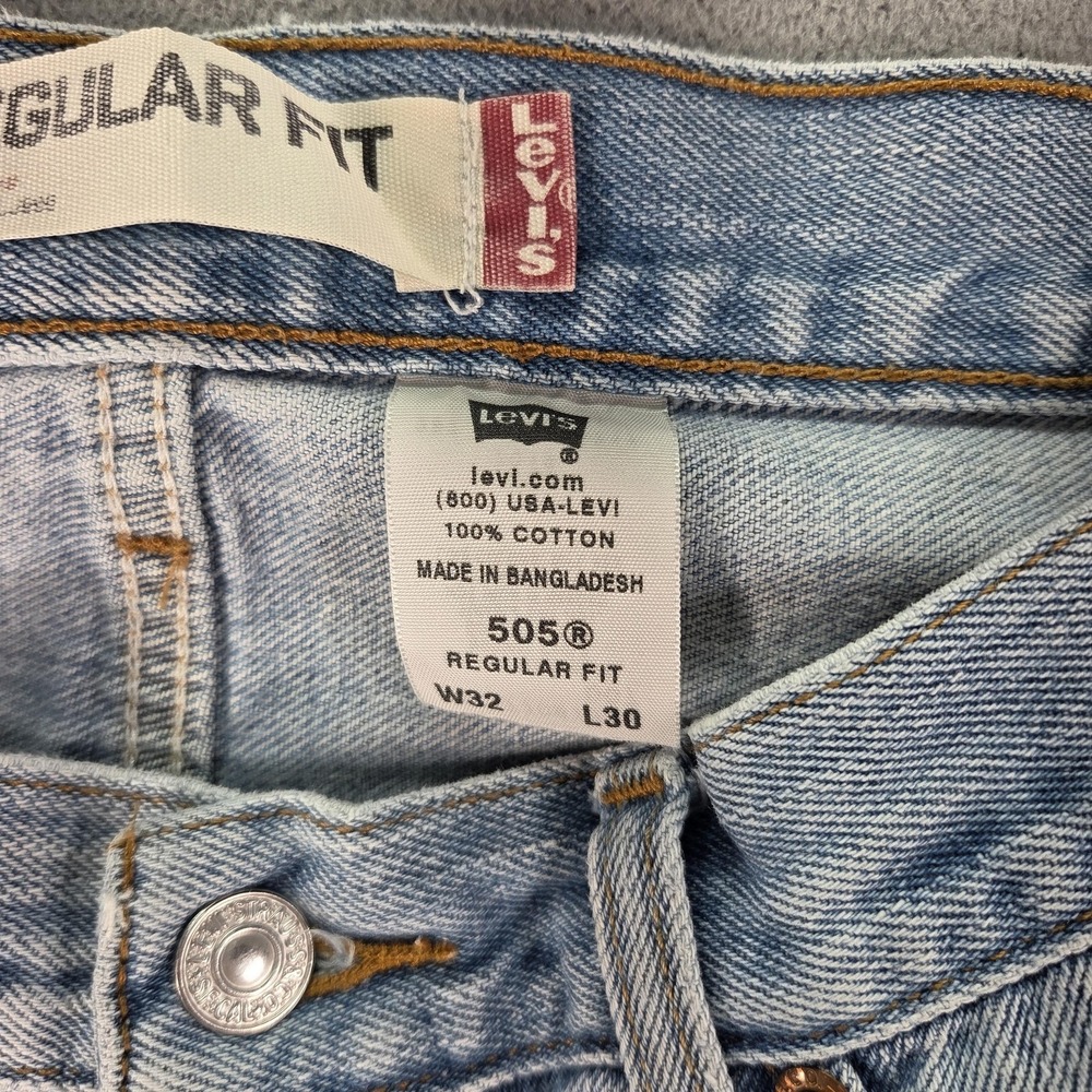 Levis 505 Jeans Mens Blue Light Wash Regular Straight Fits 30x28 - Picture 13 of 16